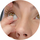 Udtagning af kontaktlinser